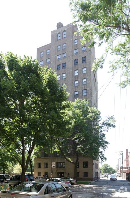 Building Photo - 1321 E 56th St