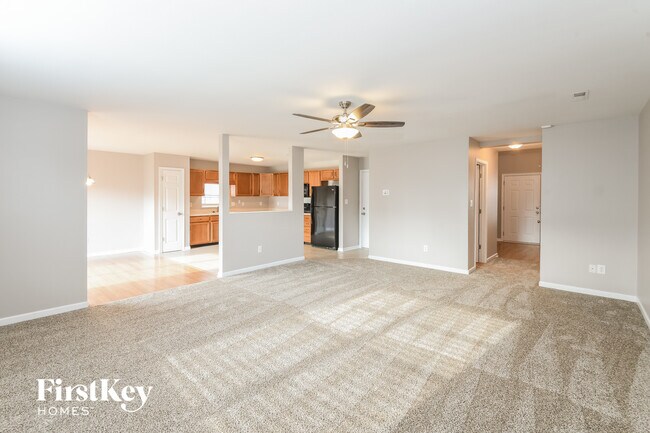 Building Photo - 2334 Layton Park Dr