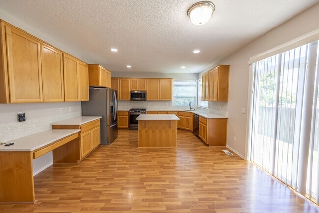 Foto del edificio - Home for rent in fast growing Ridgefield, ...