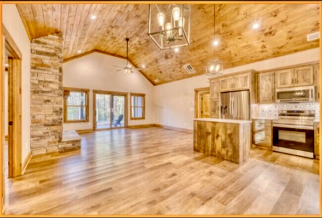 Foto del edificio - 224 E Ridge Ln