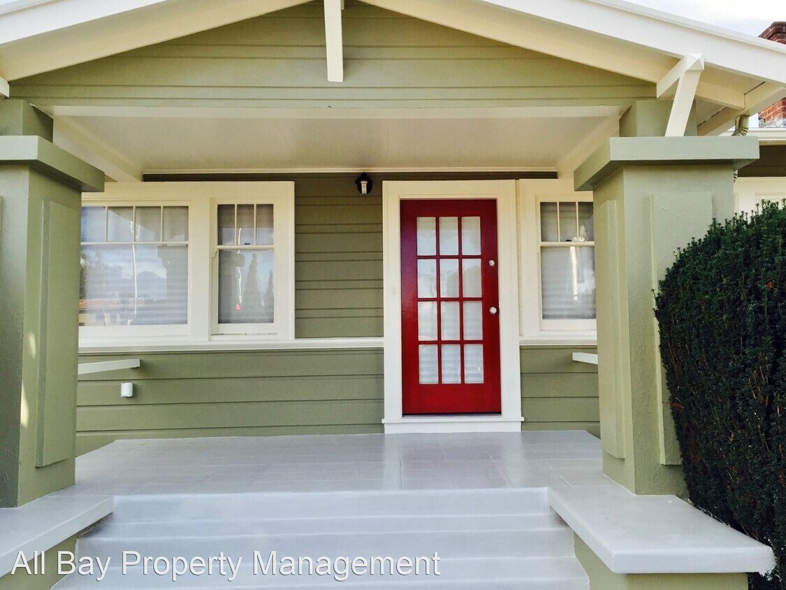 Primary Photo - 3 br, 1 bath House - 195 E. Lewelling Blvd.