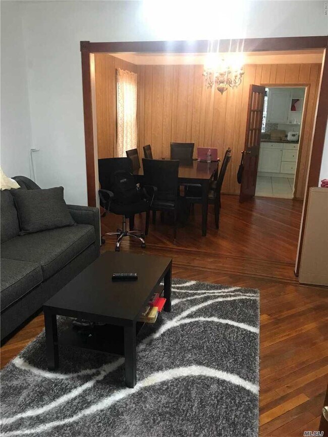 Foto del edificio - 139-58-139-86 86th Ave
