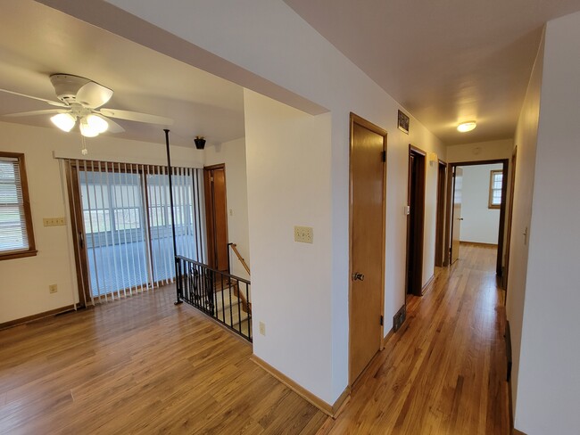 Foto del edificio - 2316 Royal Dr