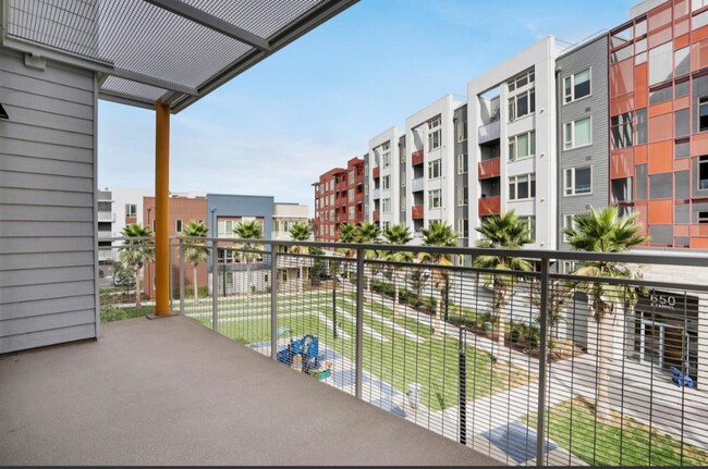 Foto del edificio - 370 Riesling Ave