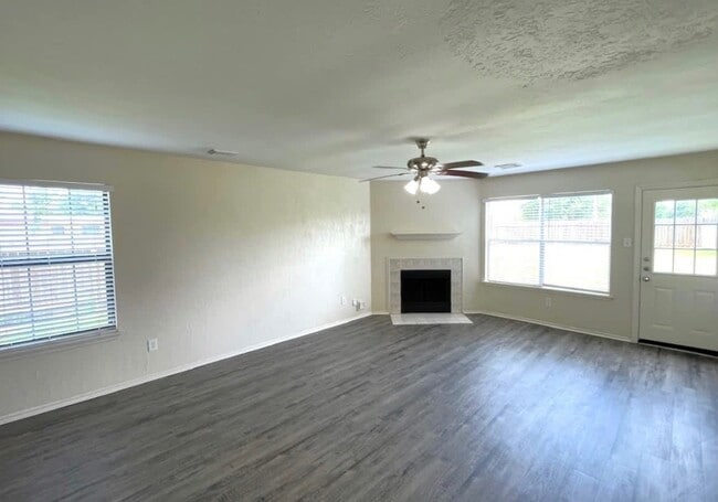 Building Photo - 7134 Cheshire Park Rd
