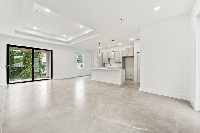 Foto del edificio - 3705-3737 37th St SW