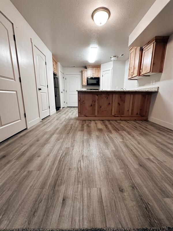 Building Photo - 483 N 2650 W
