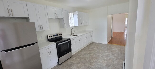 Building Photo - 101-103-103 Shultas Pl