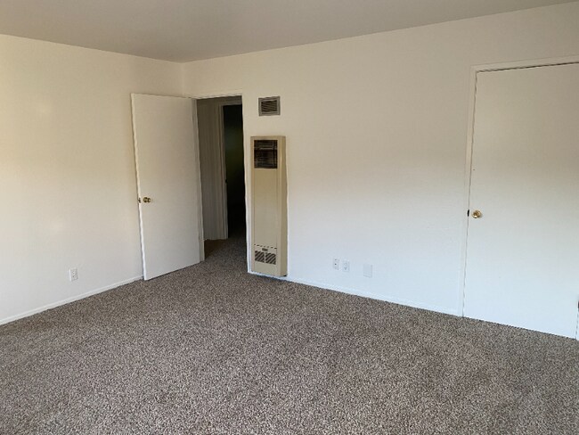 Foto del edificio - 205 Avery Ln