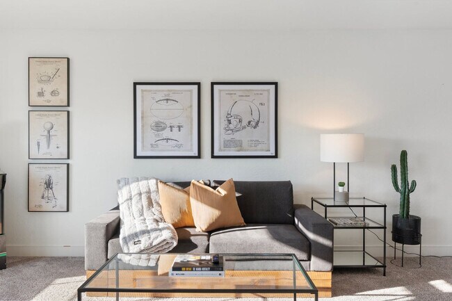 Foto del edificio - 6085 N 85th Ave