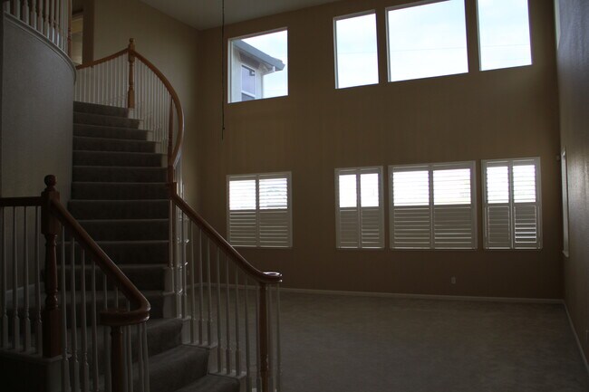 Foto del edificio - 2649 Torrey Pines Dr