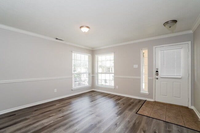 Building Photo - 2442 Chuckberry St