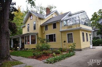 Building Photo - 1127 W Wayne St