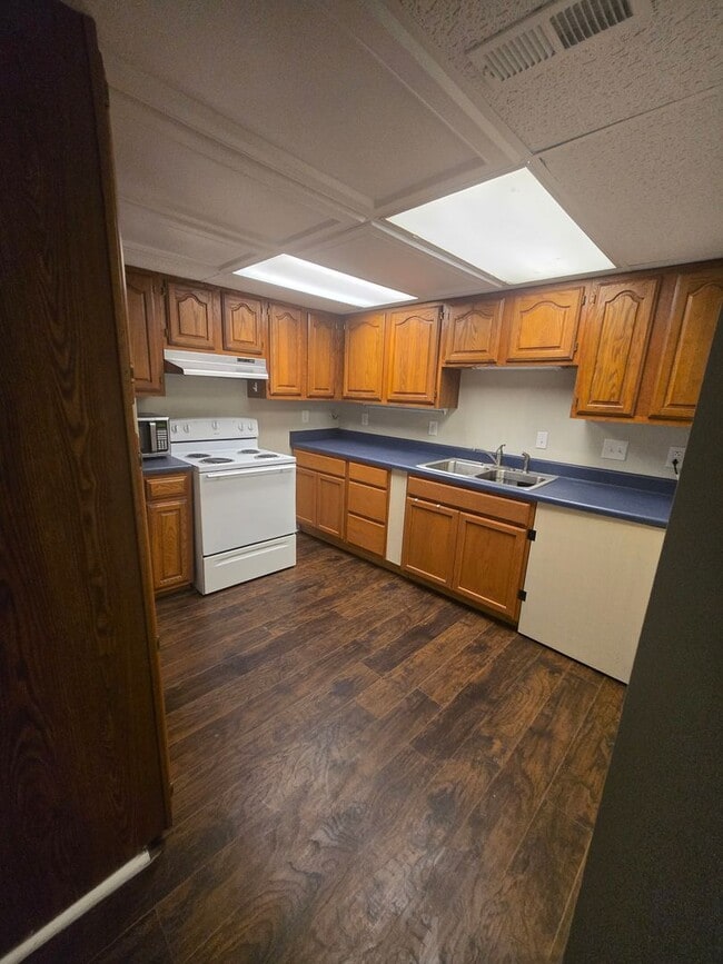 Foto del edificio - 1569 Colony Park Dr