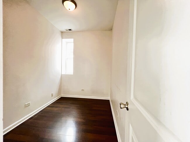 Foto del edificio - 3436 S Wallace St