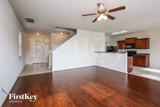 Building Photo - 4717 Cedar Springs Dr