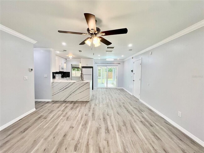 Foto del edificio - 1375 Amberlea Dr S