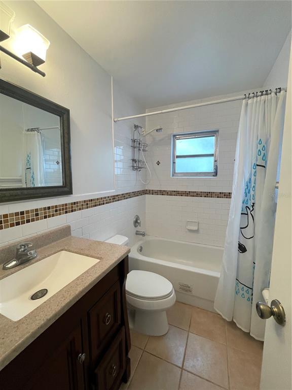 Building Photo - 7520 Azurebrook Ct