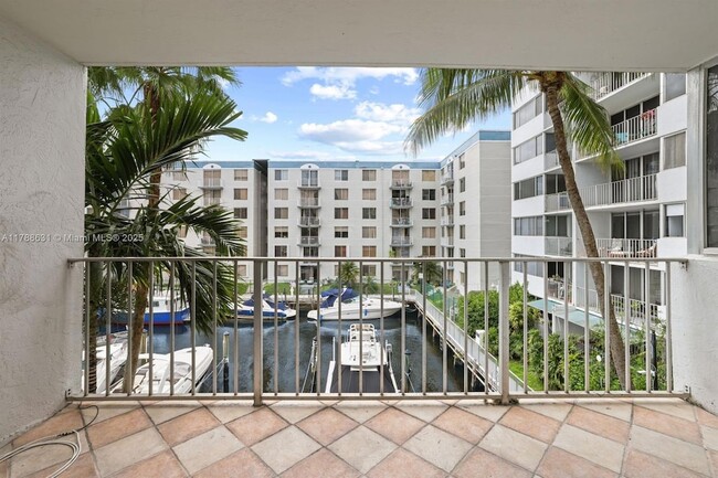 Foto del edificio - 1700 NW N River Dr