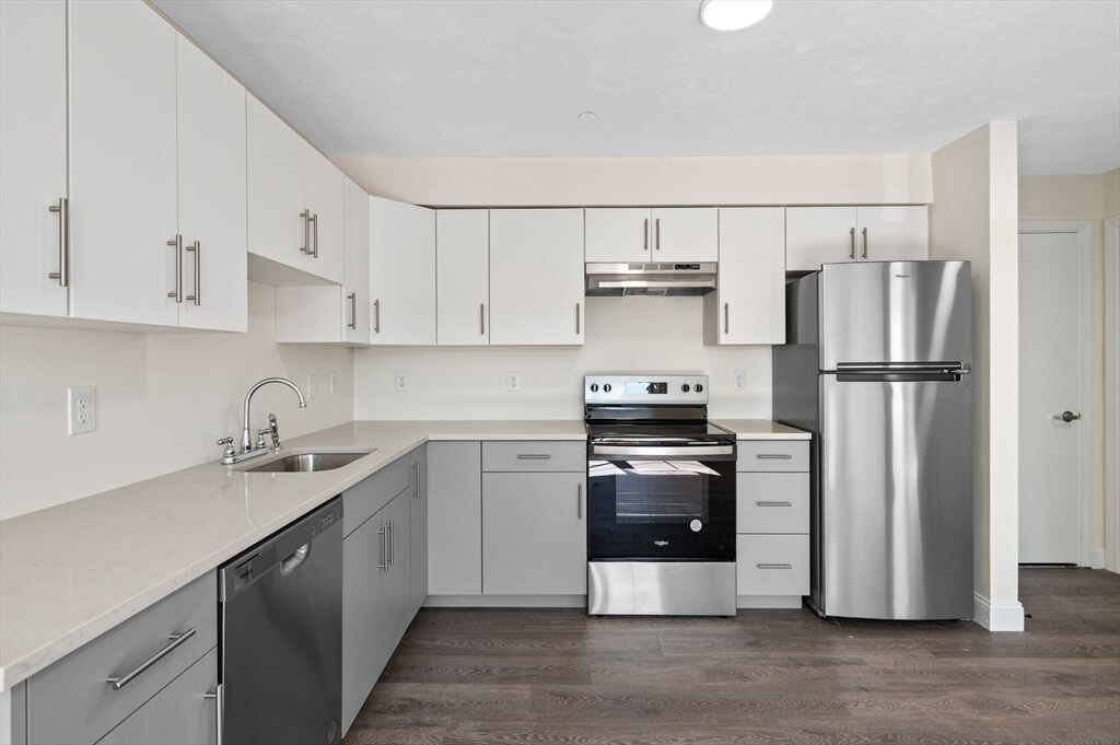 Foto principal - 472 Essex St