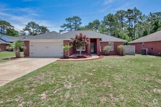 Building Photo - 2442 Raider Ln