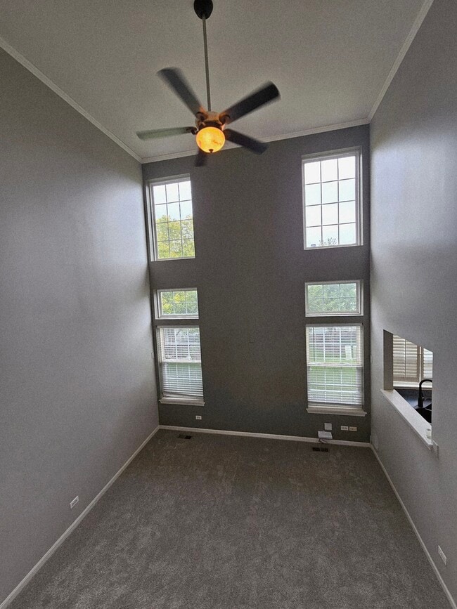 Building Photo - 504 Lancaster Dr