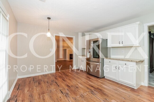 Building Photo - Gorgeous 4 Bedroom Home