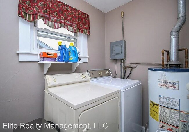 Building Photo - 2 br, 1 bath House - 530 East 27th Street
