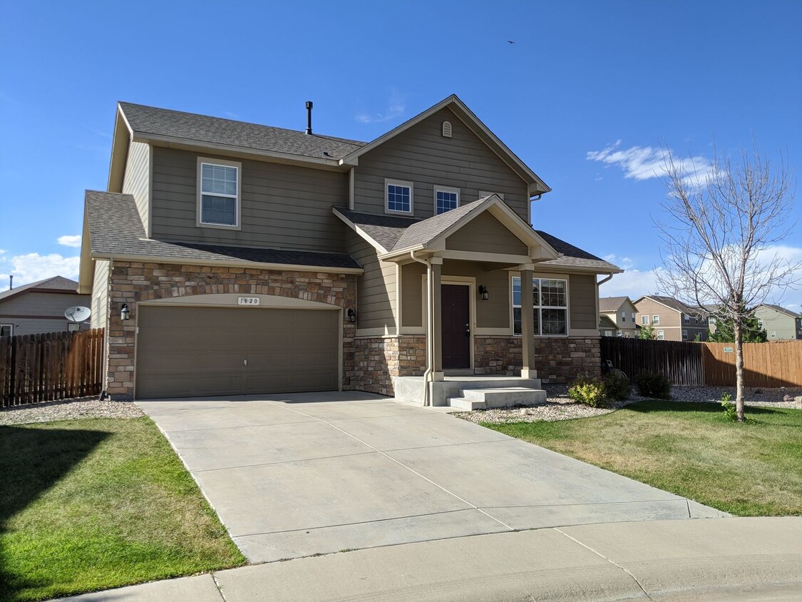 Foto principal - Gorgeous 3 Bed 2.5 Bath Home- Windsor, CO!