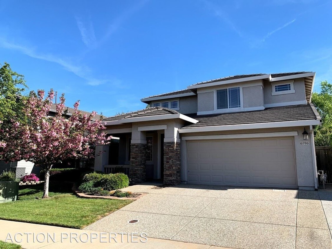 Foto principal - 5 br, 3 bath House - 6796 Copper Glen Circle