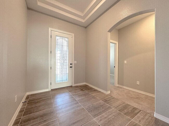 Building Photo - East El Paso 4 bed Refrig A/C!