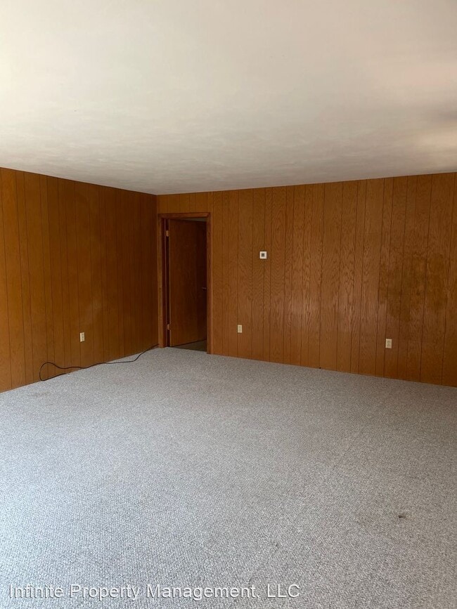 Building Photo - 2 br, 1.5 bath House - 605 South 9th Avenue