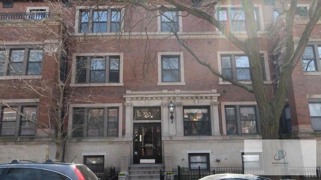 Primary Photo - 755 W Buena Ave