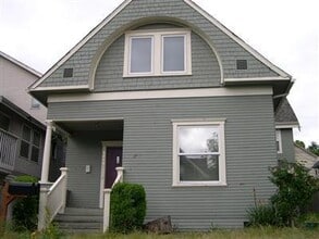 Building Photo - 5250-5252 Brooklyn Ave NE