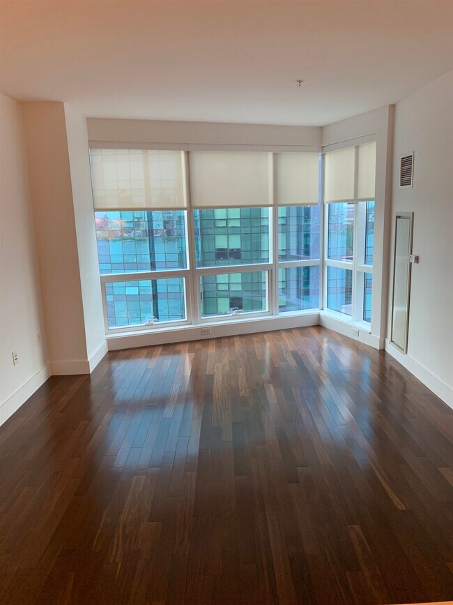 Foto del edificio - 77 Hudson St