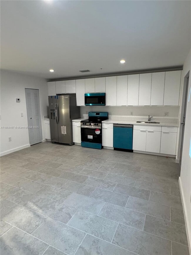 Foto del edificio - 2782 NW 46th St