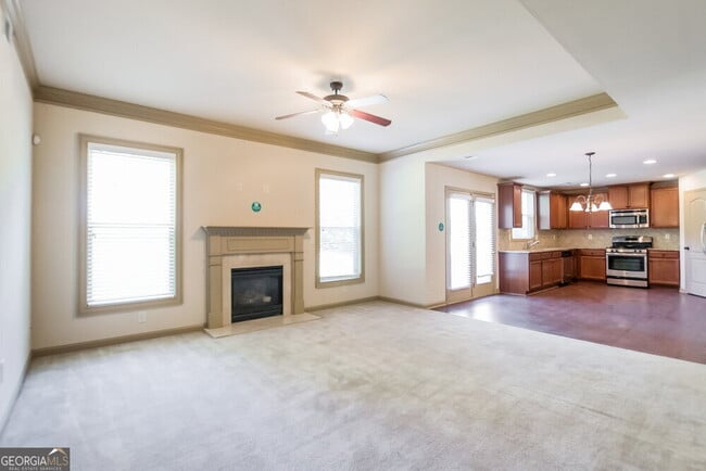 Building Photo - 2080 Raegan Way