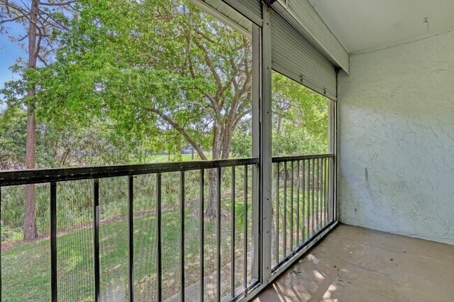 Building Photo - 3618 Alder Dr