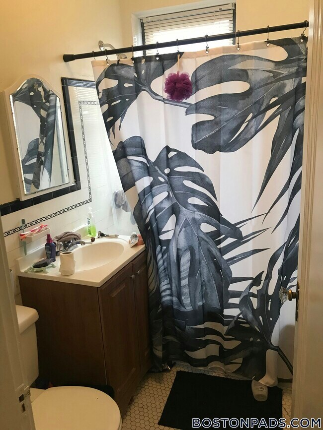 Foto del edificio - 63 Fellsway W