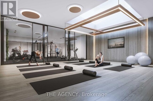 Building Photo - 15 Richardson St