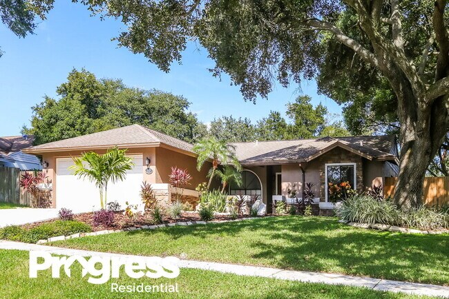 Building Photo - 1818 Lakewind Dr