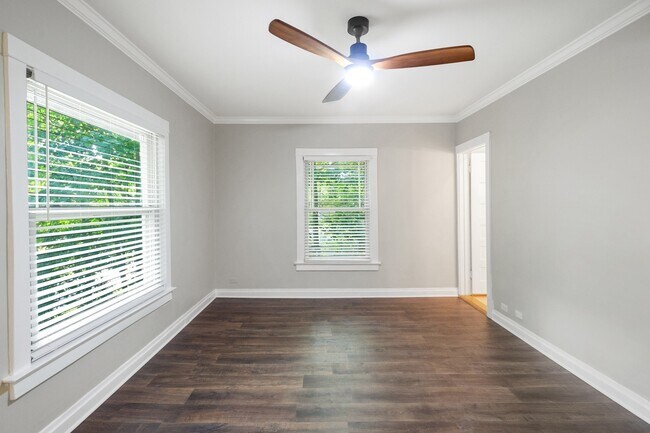 Foto del edificio - 2078 Linden Ave