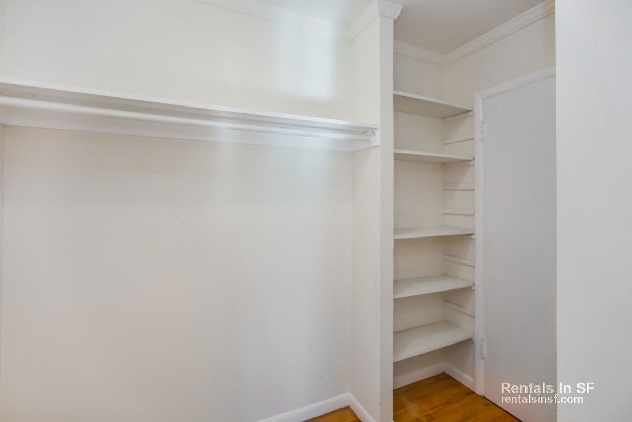 Primary Photo - 4145 Lawton St