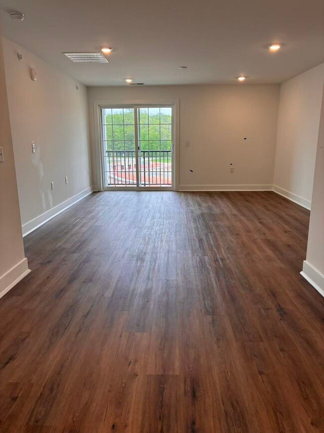 Building Photo - 5302 Mary Ashby Way