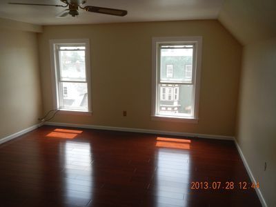 Building Photo - 340 Spruce St