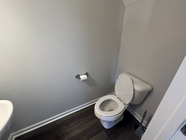 Foto del edificio - FOR RENT