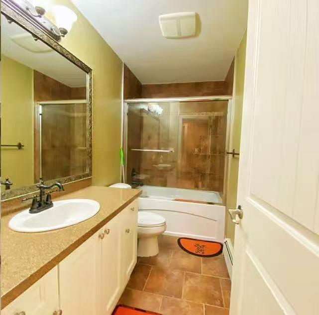 Photo du bâtiment - 15447-1537A 37a Ave