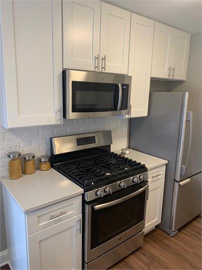 Foto del edificio - 8651 W Foster Ave