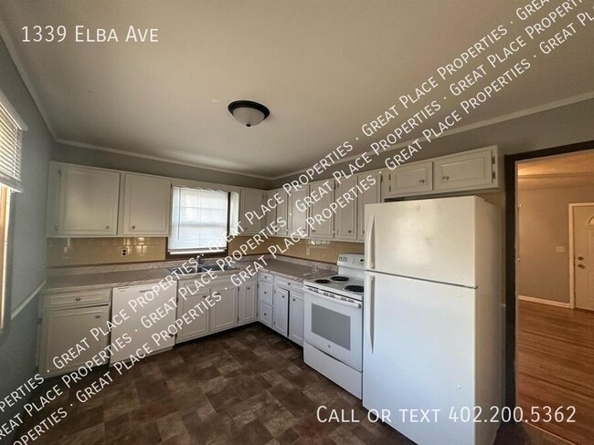 Building Photo - 1339 Elba Ave