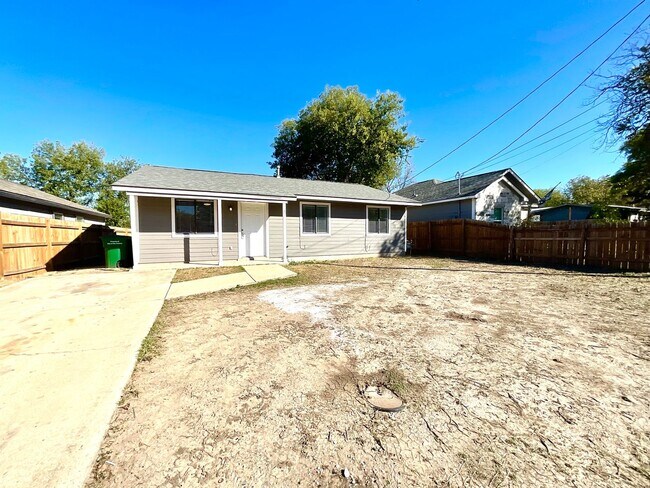 Foto del edificio - Move-In Ready 3-Bedroom Just Minutes from ...